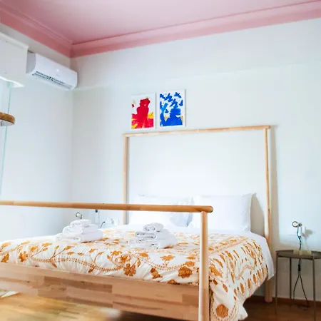 Apartment Dinoulas Penthouse: Renovated Apt In The City Center Athens