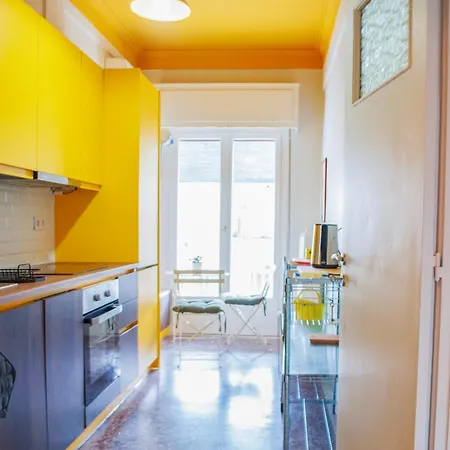 Dinoulas Penthouse: Renovated Apt In The City Center * Athens