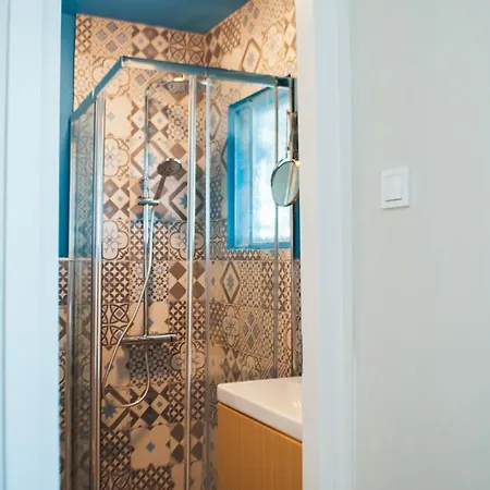 Dinoulas Penthouse: Renovated Apt In The City Center Αθήνα