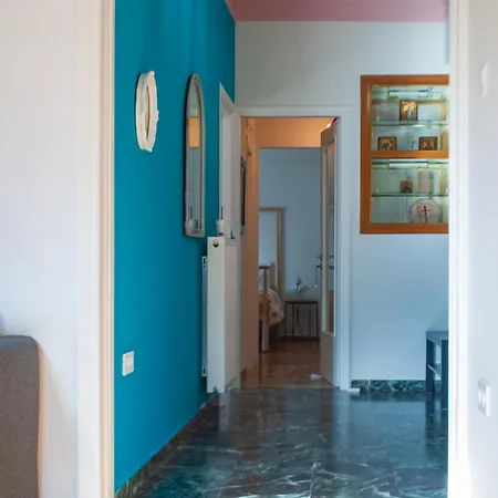 Dinoulas Penthouse: Renovated Apt In The City Center Athens